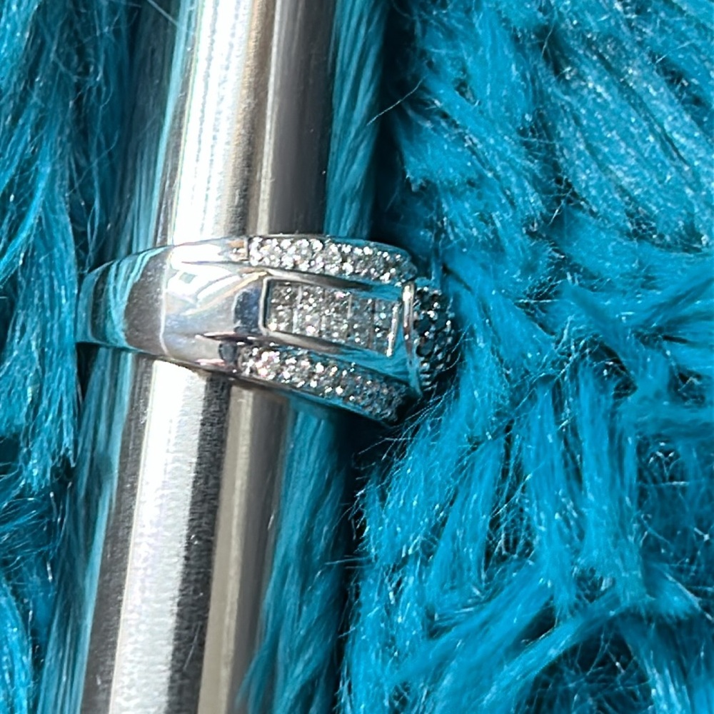Heart ring - Picture 11 of 13